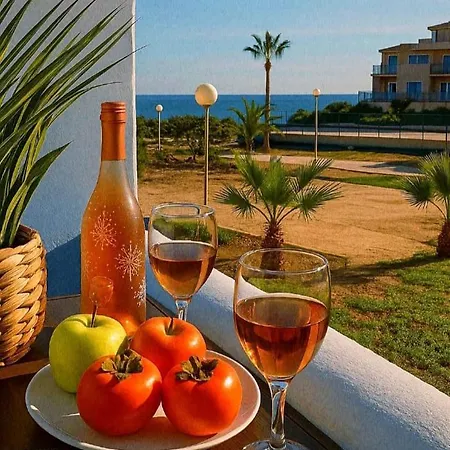 Acceso Directo A Playa Naturista De Apartment
